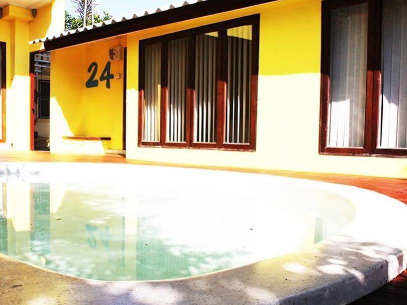 Smile House Guesthouse Chiang Mai Exterior foto